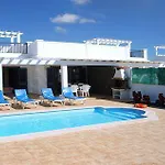 Villa Sun Grove & Playa Blanca (Lanzarote)