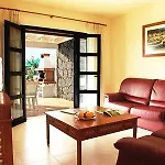 Willa Sun Grove & Playa Blanca (Lanzarote)