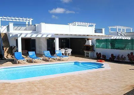 Willa Sun Grove & Playa Blanca (Lanzarote)