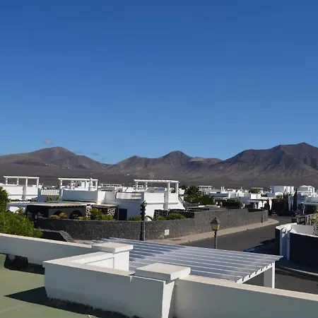 Sun Grove & Villa Playa Blanca (Lanzarote)